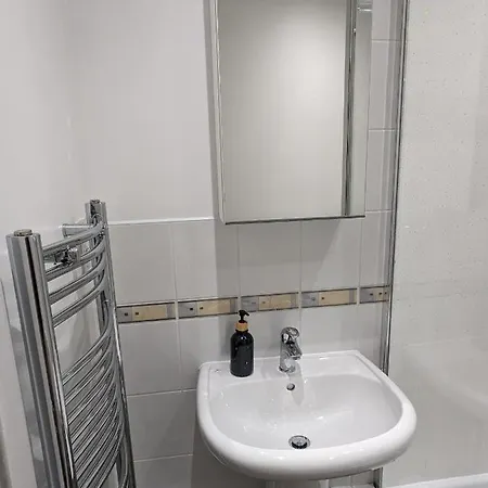 Beautiful Modern Coventry City Centre Apartment Exterior photo
