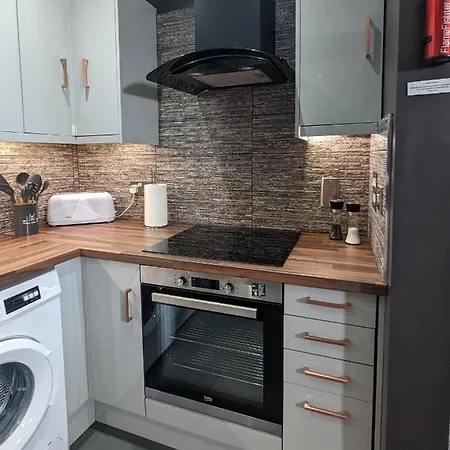 Beautiful Modern Coventry City Centre Apartment Exterior photo