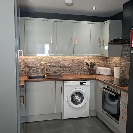 Beautiful Modern Coventry City Centre Apartment Exterior photo